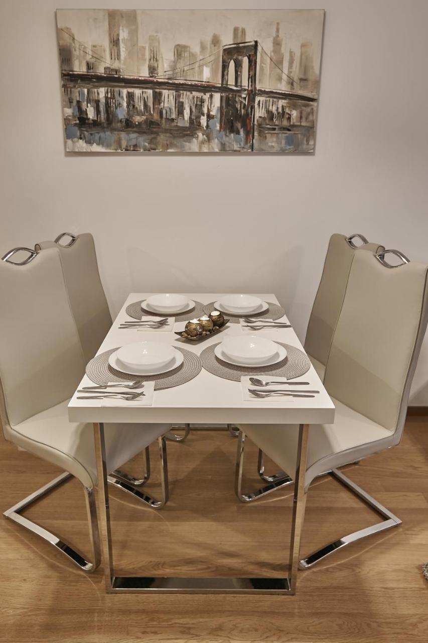 Platinum Rooms District 1 & 2 Bucarest Esterno foto