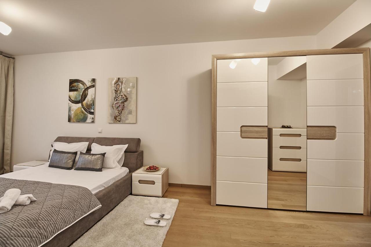 Platinum Rooms District 1 & 2 Bucarest Esterno foto