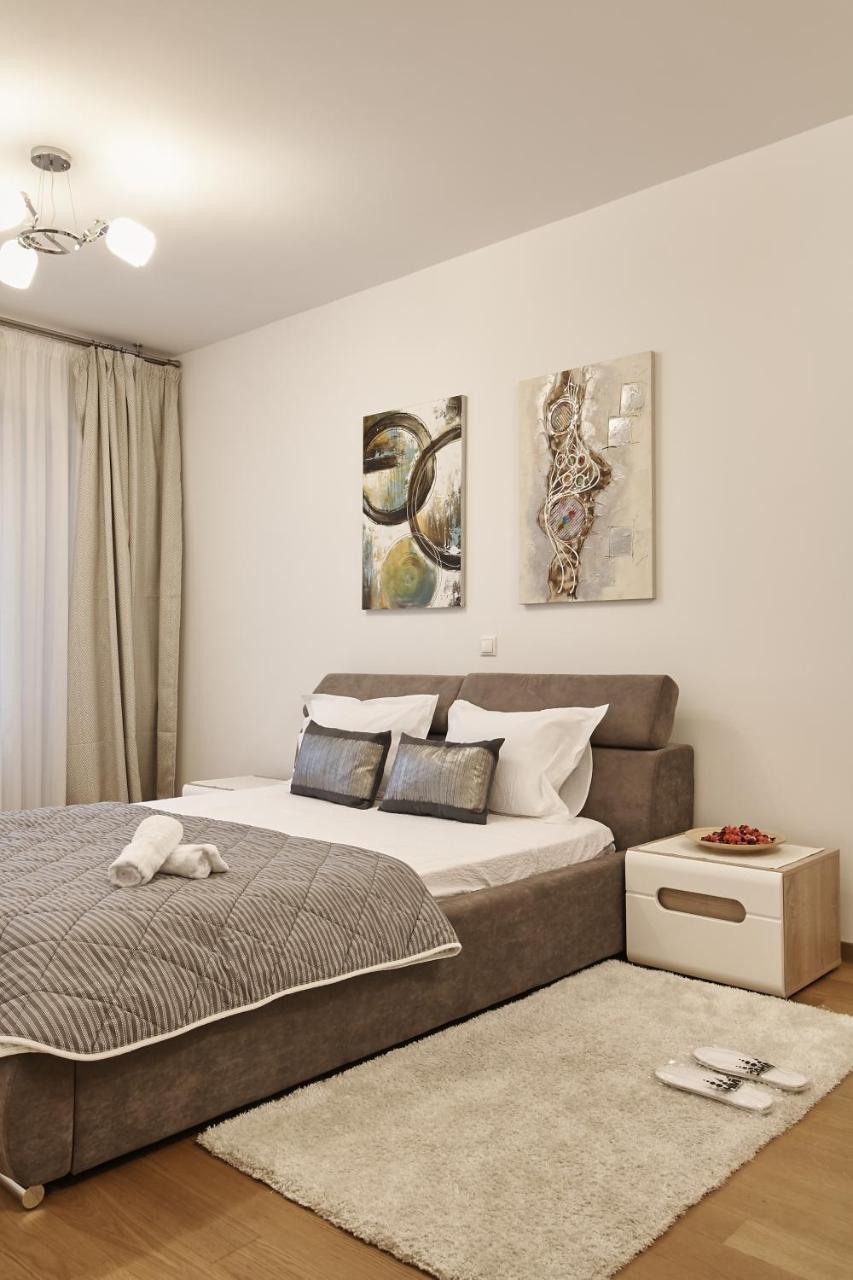 Platinum Rooms District 1 & 2 Bucarest Esterno foto