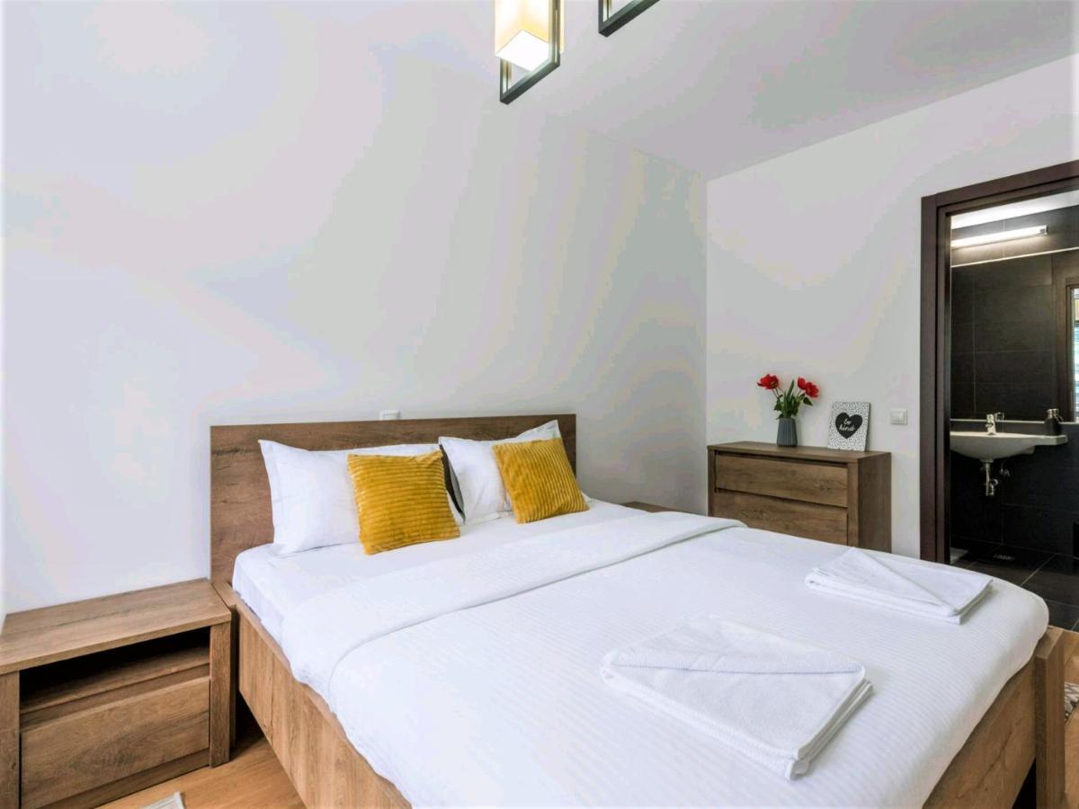 Platinum Rooms District 1 & 2 Bucarest Esterno foto
